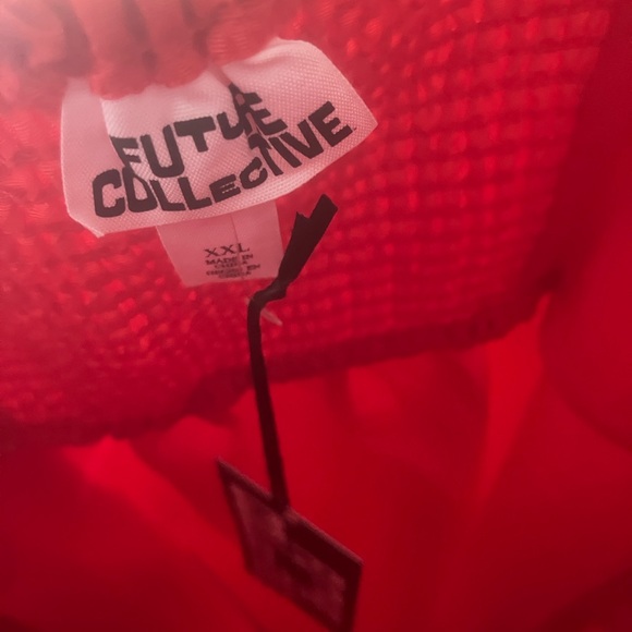 XXL Red Dress with Pink Accent - Picture 2 of 3